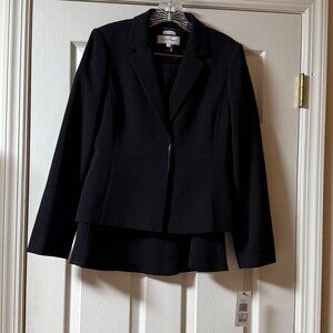 Women's Calvin Klein 2 Piece Set Brand New Size 6